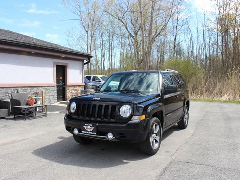 Used 2017 Jeep Patriot High Altitude AWD/4WD image 20