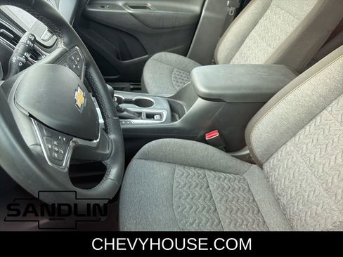 Used 2023 Chevrolet Equinox LT image 5