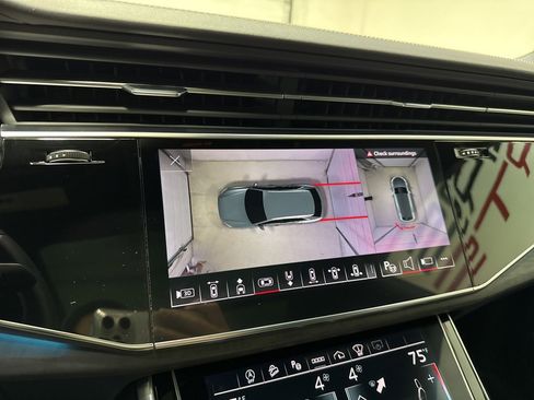 Used 2023 Audi Q8 Prestige w/ Prestige Package image 30