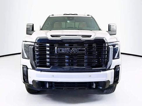 Used 2024 GMC Sierra 2500 Denali Ultimate image 6