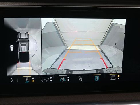 Used 2023 GMC Sierra 1500 Denali w/ Denali Reserve Package image 10