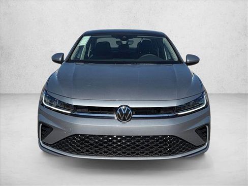 New 2026 Volkswagen Jetta SE image 6
