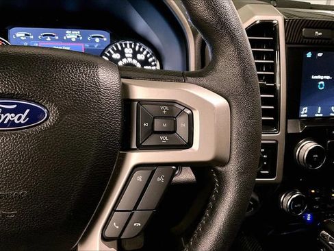 Used 2018 Ford F150 Lariat w/ Equipment Group 502A Luxury AWD/4WD image 18