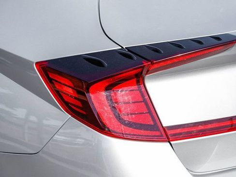 Used 2023 Hyundai Sonata Limited FWD image 10