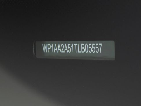 Certified 2026 Porsche Macan AWD/4WD image 48