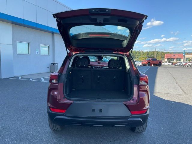 Used 2023 Chevrolet TrailBlazer LS AWD/4WD image 17