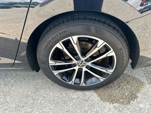 Used 2025 Volkswagen Jetta Sport FWD image 46