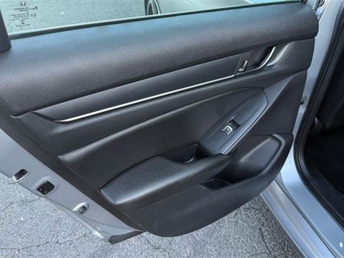 Used 2020 Honda Accord Sport image 20