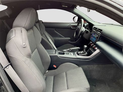 Used 2022 Toyota GR86 image 26