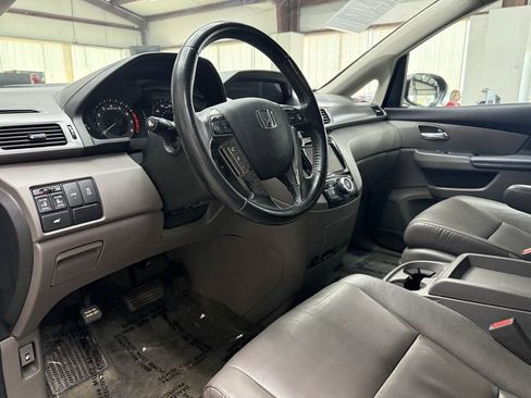 Used 2014 Honda Odyssey EX-L image 18