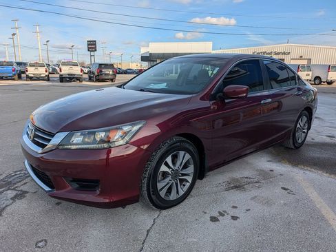 Used 2013 Honda Accord LX image 3