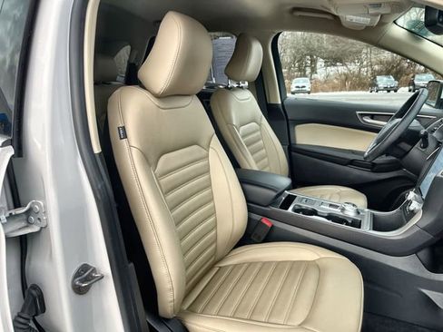 Used 2024 Ford Edge SEL w/ Convenience Package image 26