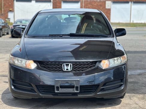 Used 2010 Honda Civic LX image 2