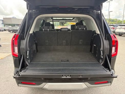Used 2025 Ford Expedition Platinum AWD/4WD image 34