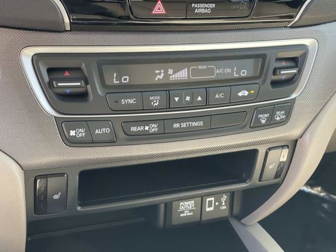 Certified 2023 Honda Ridgeline RTL image 11