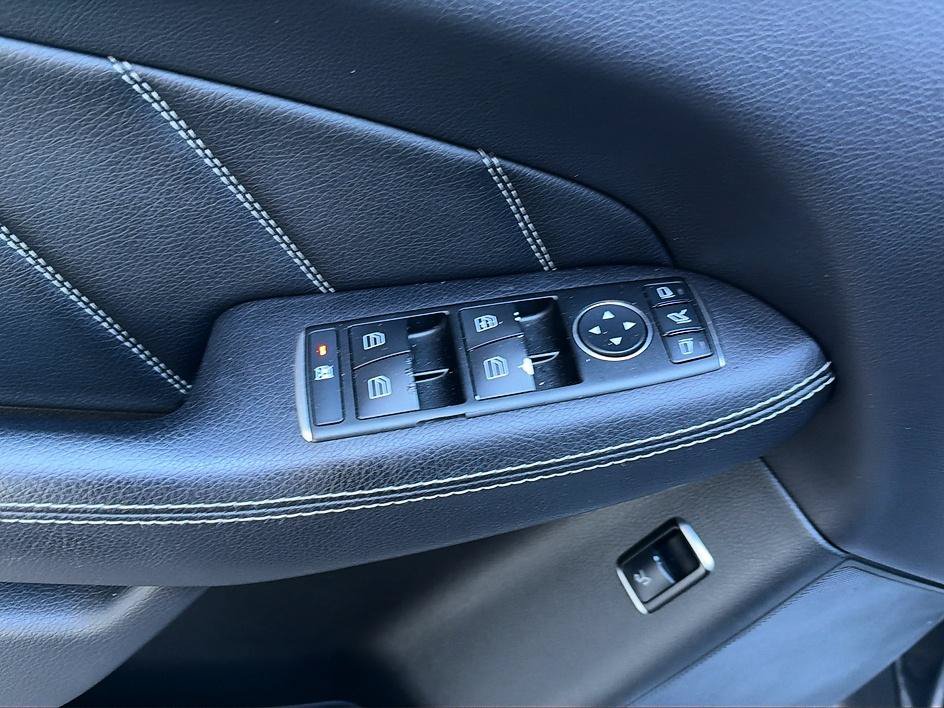 Used 2015 Mercedes-Benz GL 450 4MATIC image 27
