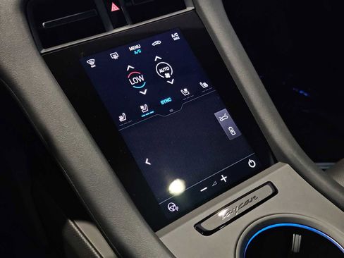 New 2025 Porsche Taycan image 30