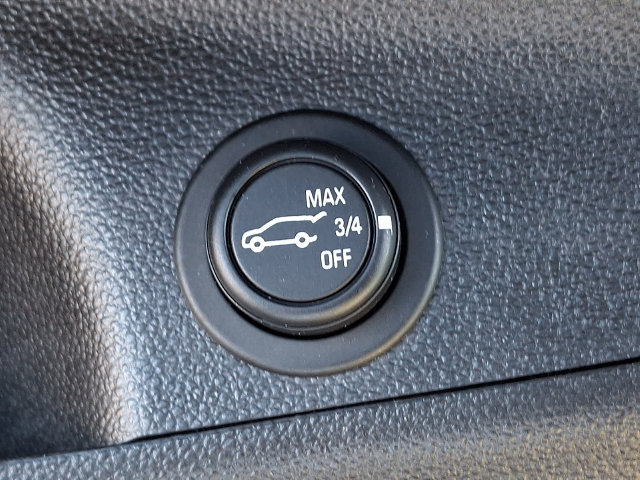 Used 2020 Buick Envision Essence FWD image 26