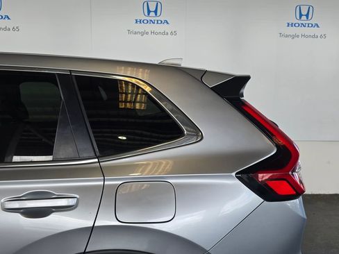 Used 2023 Honda CR-V EX image 19