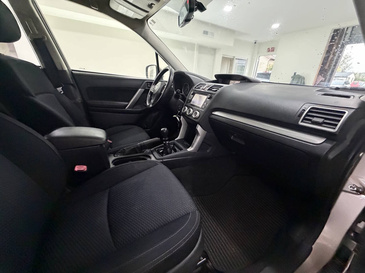 Used 2016 Subaru Forester 2.5i AWD/4WD image 20