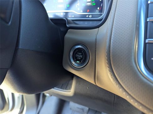 Used 2023 Chevrolet Tahoe Premier w/ Advanced Technology Package image 22