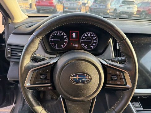 Used 2020 Subaru Outback Premium image 12