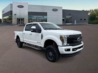 Used 2017 Ford F250 Lariat w/ Lariat Ultimate Package AWD/4WD video 2