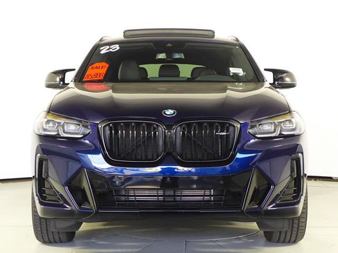 Used 2023 BMW X4 M40i w/ Shadowloine Package image 3