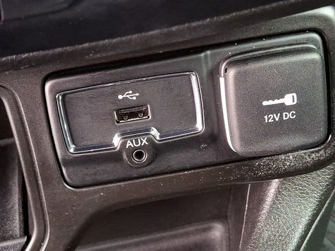 Used 2021 Jeep Renegade Sport image 18