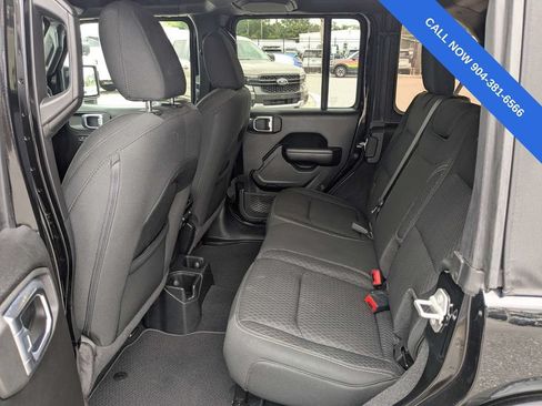 Used 2021 Jeep Wrangler Unlimited Sport AWD/4WD image 14