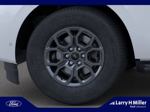 New 2026 Ford Expedition Active AWD/4WD image 19