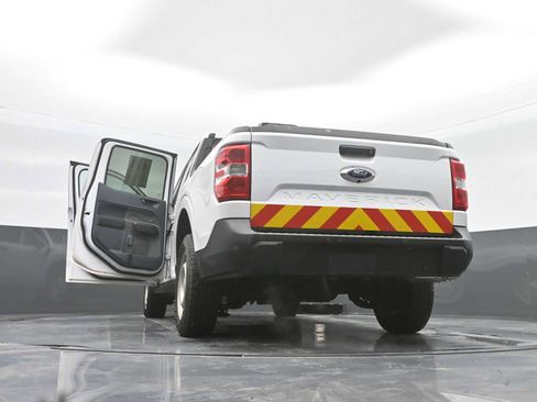 Used 2022 Ford Maverick XL image 41