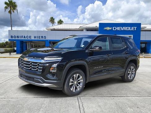 New 2026 Chevrolet Equinox LT FWD image 2