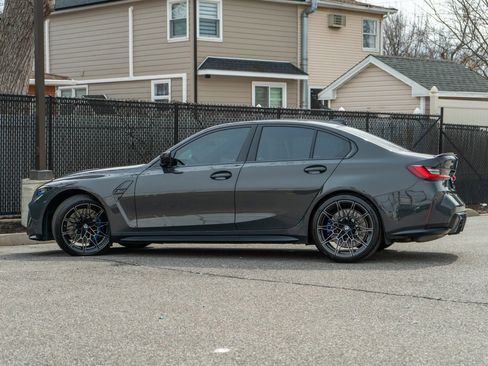 Used 2022 BMW M3 Competition w/ M Carbon Exterior Package AWD/4WD image 32