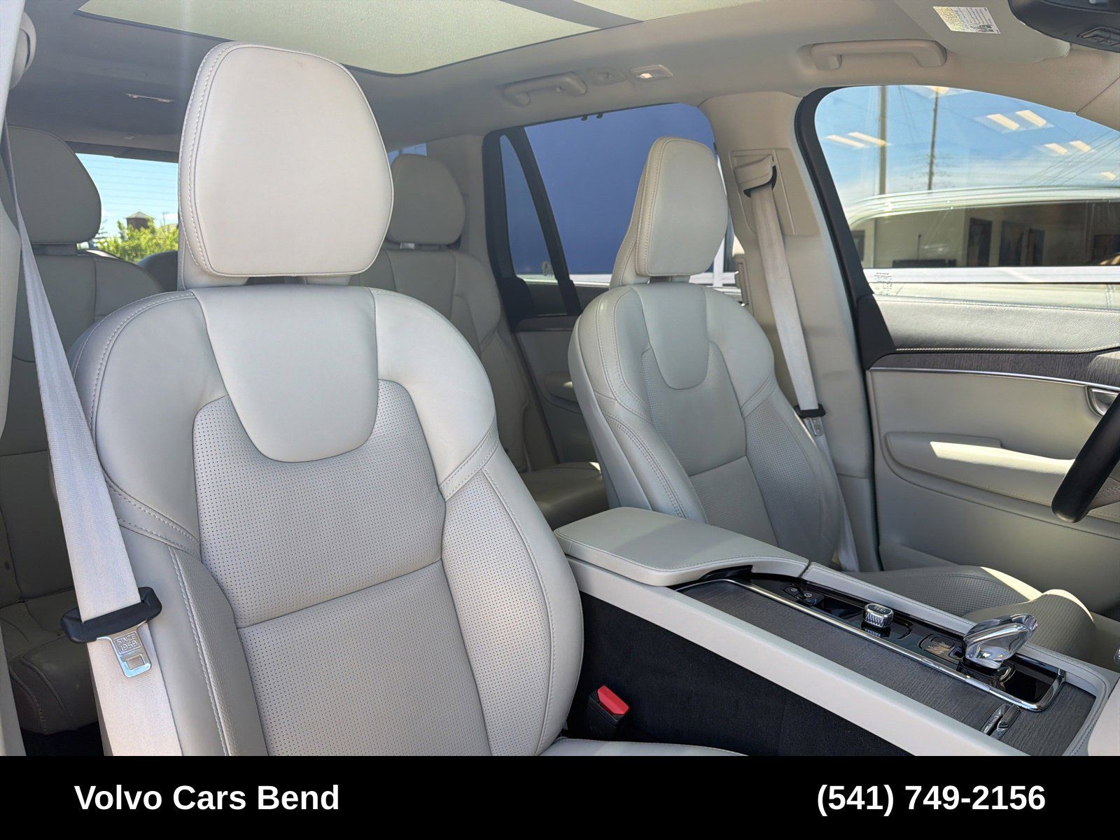Used 2023 Volvo XC90 T8 Ultimate AWD/4WD image 26