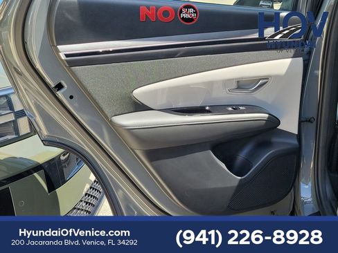 Certified 2024 Hyundai Tucson Limited FWD image 20