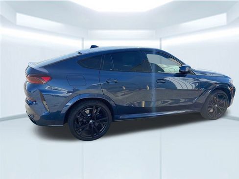 Used 2021 BMW X6 M50i w/ Executive Package image 8