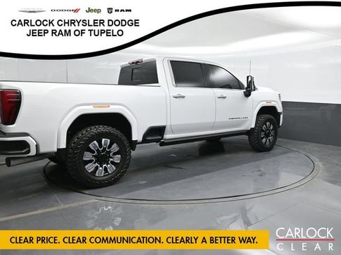 Used 2024 GMC Sierra 2500 Denali w/ Denali Reserve Package AWD/4WD image 3