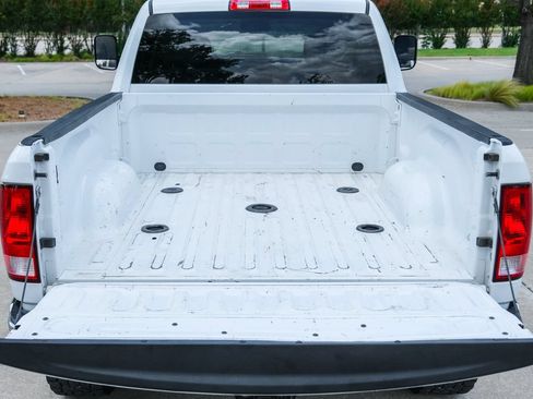 Used 2016 RAM 2500 Tradesman w/ Chrome Appearance Group AWD/4WD image 31