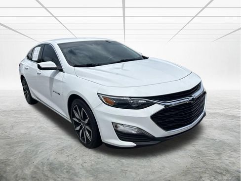 Used 2024 Chevrolet Malibu RS FWD image 2