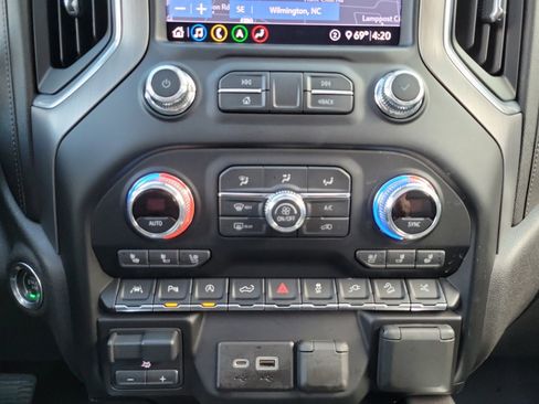 Used 2020 GMC Sierra 1500 Denali w/ Denali Ultimate Package image 18