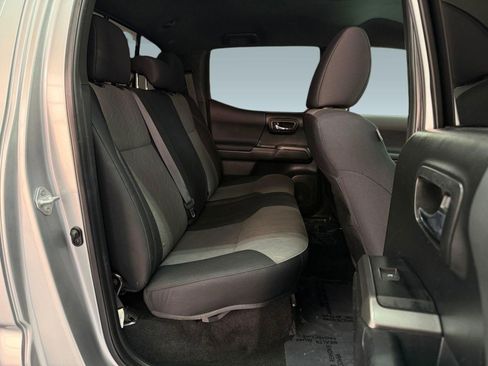 Used 2023 Toyota Tacoma TRD Off-Road image 24