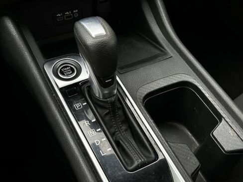 Used 2021 Nissan Sentra SV FWD image 22
