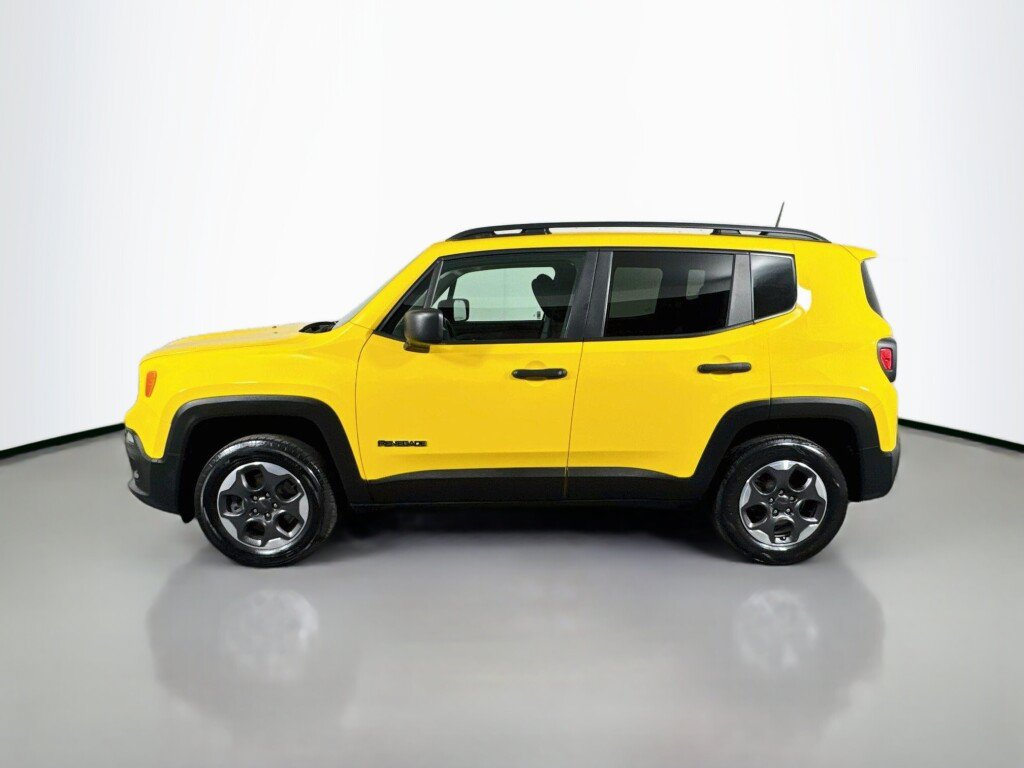 Used 2018 Jeep Renegade Sport w/ Power & Air Group AWD/4WD image 2