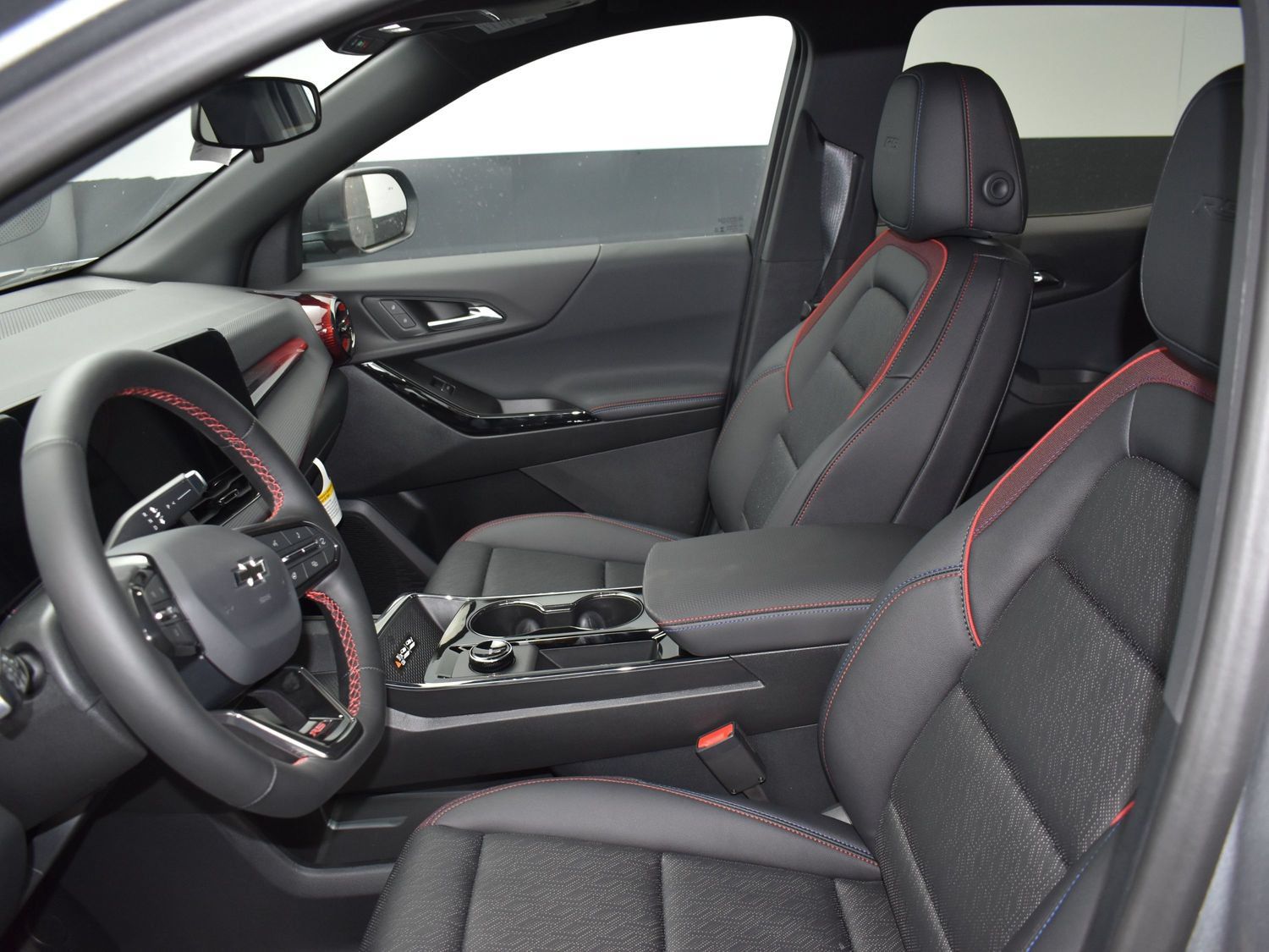 Used 2026 Chevrolet Equinox RS w/ Convenience Package III AWD/4WD image 13