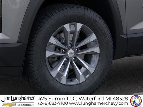 New 2026 Chevrolet Equinox LT w/ LPO, Floor Liner Package FWD image 9