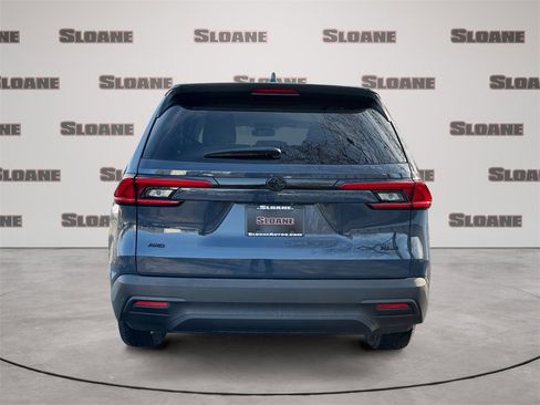 Used 2024 Toyota Grand Highlander XLE image 4