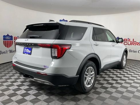 New 2027 Ford Explorer Active w/ Active Comfort Package RWD image 3