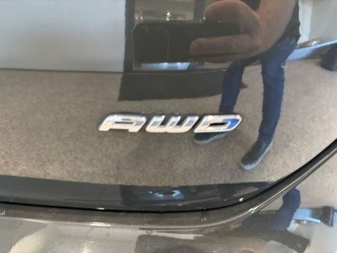 Used 2024 Ford Edge SEL w/ Convenience Package AWD/4WD image 7
