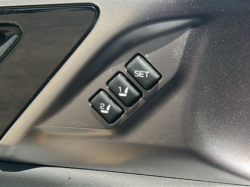 Used 2024 Subaru Legacy Limited AWD/4WD image 15